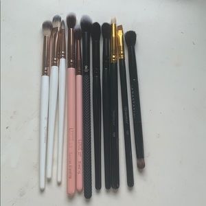 Assorted Eye Brushes